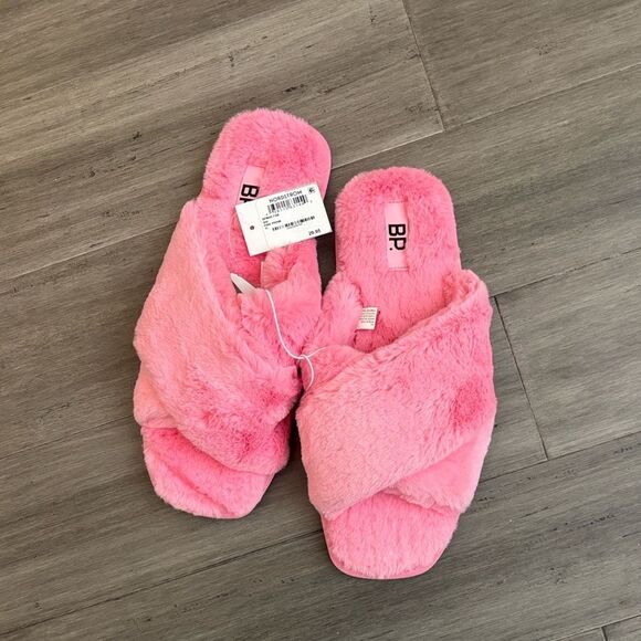 NWT BP Fluffy Soft Slippers Pink Prism XL Nordstrom - Picture 5 of 5
